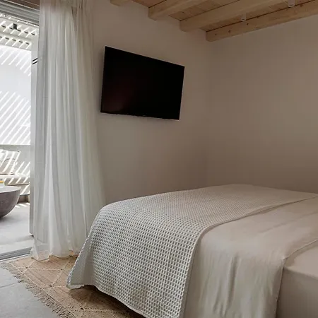 Blue Rock Villa Kalo Livadi