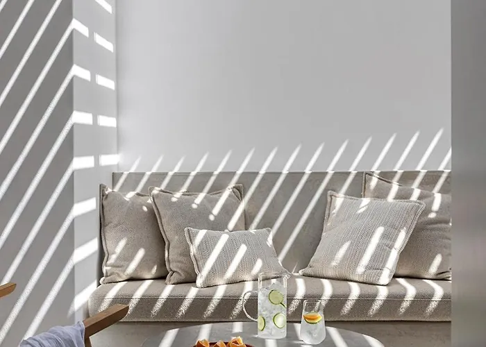 Blue Rock * Playa Kalo Livadi